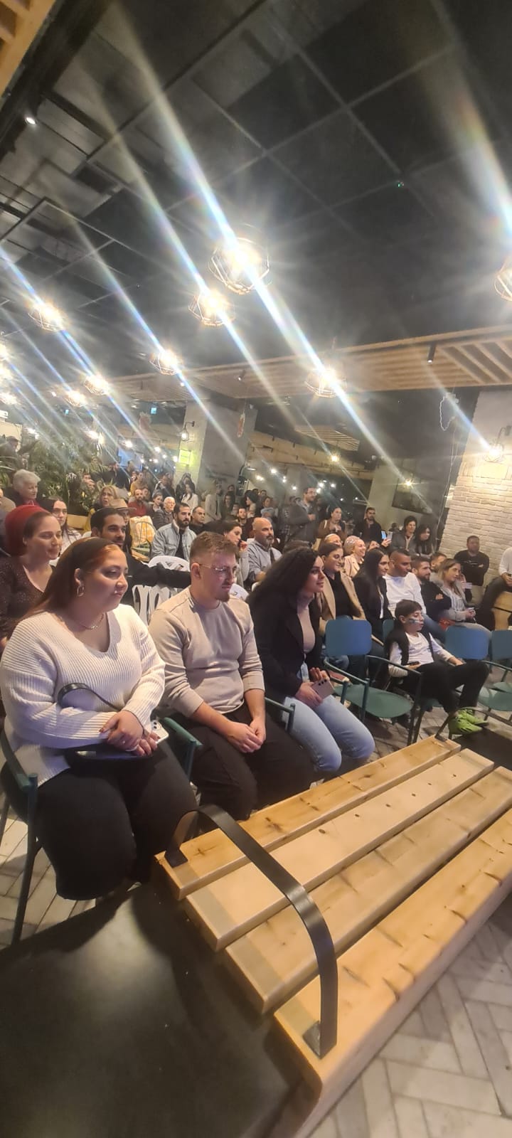 ezer binyamin party crowd